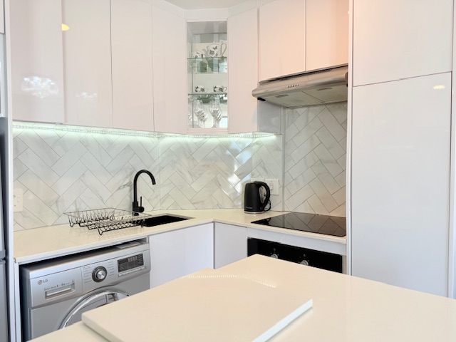1 Bedroom Property for Sale in Waves Edge Western Cape